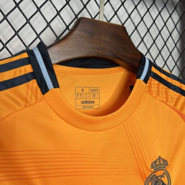 CAMISETA REAL MADRID NARANJA FAN 24/25 - Image 6