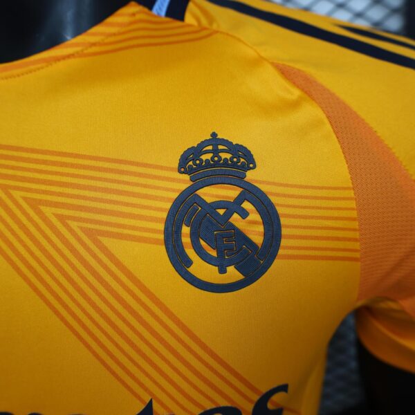 CAMISETA REAL MADRID 2ª EQUIPACIÓN 24/25 - Image 7