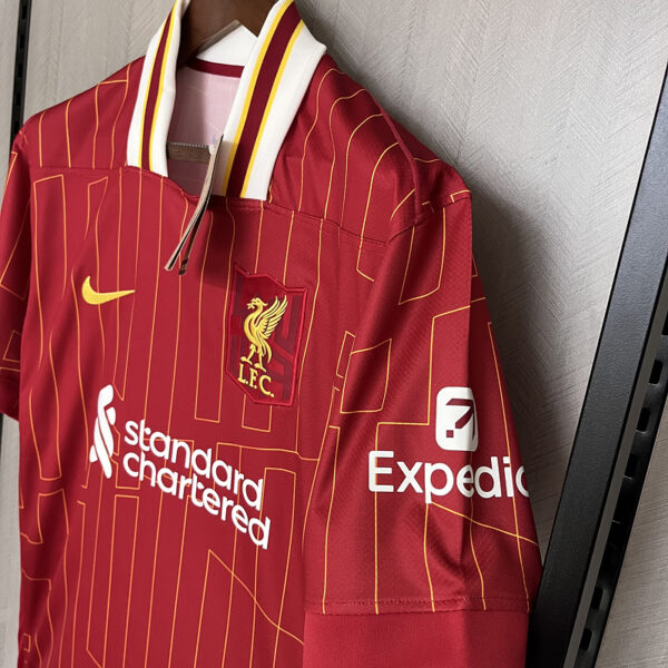 CAMISETA LIVERPOOL 24/25 - Image 10
