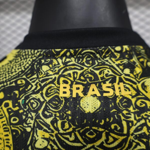CAMISETA BRASIL REDENTOR AMARILLA 24/25 - Image 8