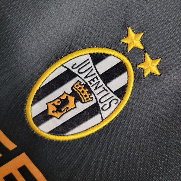 CAMISETA RETRO JUVENTUS 01/02 - Image 3