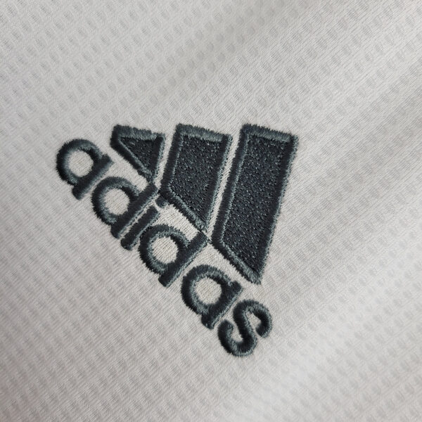 CAMISETA RETRO REAL MADRID 15/16 - Image 4