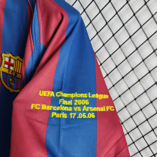 CAMISETA RETRO FC BARCELONA 06 - Image 9