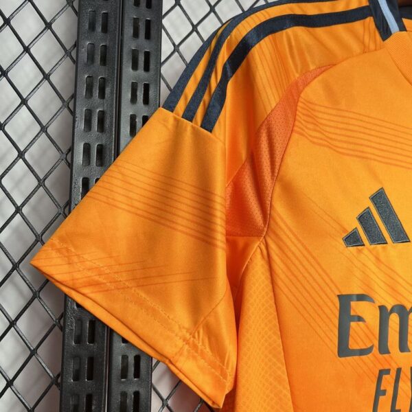 CAMISETA REAL MADRID NARANJA FAN 24/25 - Image 5