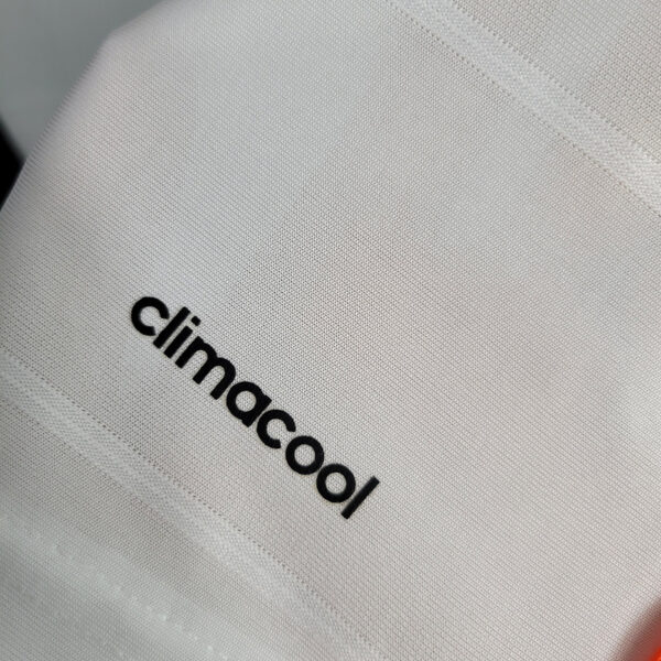 CAMISETA RETRO REAL MADRID 13/14 - Image 6
