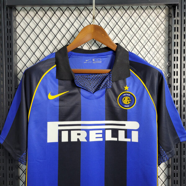 CAMISETA RETRO INTER MILAN 01/02 - Image 4