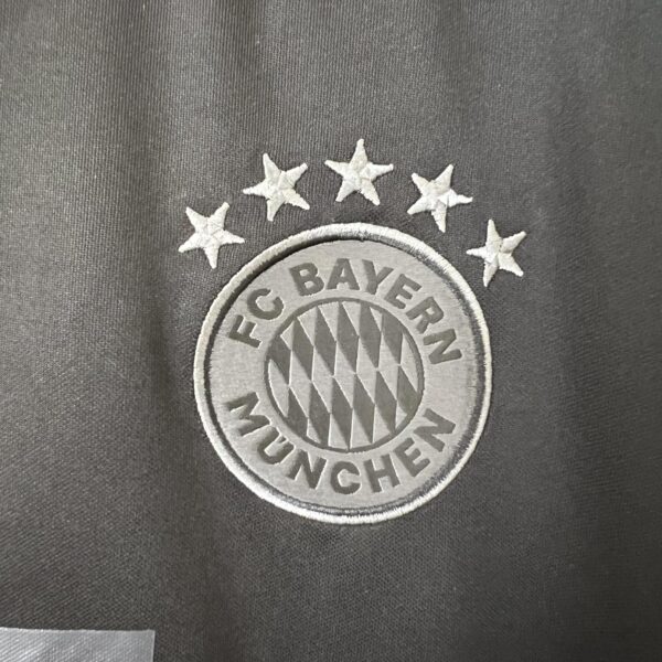 CAMISETA BAYERN MUNICH 1ª ESPECIAL EQUIPACIÓN 23/24 - Image 4