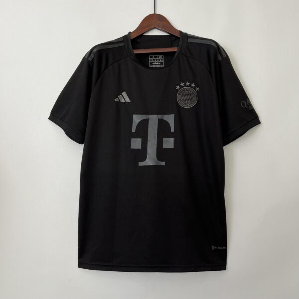 CAMISETA BAYERN MUNICH 1ª ESPECIAL EQUIPACIÓN 23/24