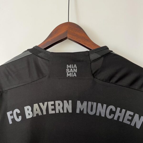 CAMISETA BAYERN MUNICH 1ª ESPECIAL EQUIPACIÓN 23/24 - Image 6