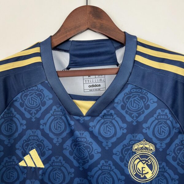 CAMISETA REAL MADRID 5ª ESPECIAL EQUIPACIÓN 23/24 - Image 9