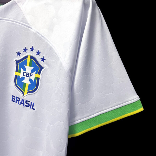 CAMISETA BRASIL 9ª ESPECIAL EQUIPACIÓN 22/23 - Image 9
