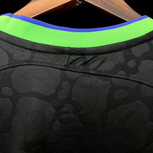 CAMISETA BRASIL 10ª ESPECIAL EQUIPACIÓN 22/23 - Image 3