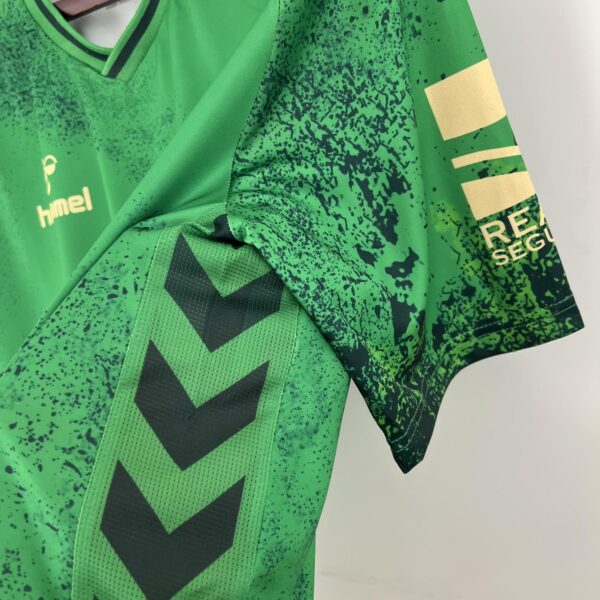 CAMISETA BETIS 1ª ESPECIAL EQUIPACIÓN 23/24 - Image 4
