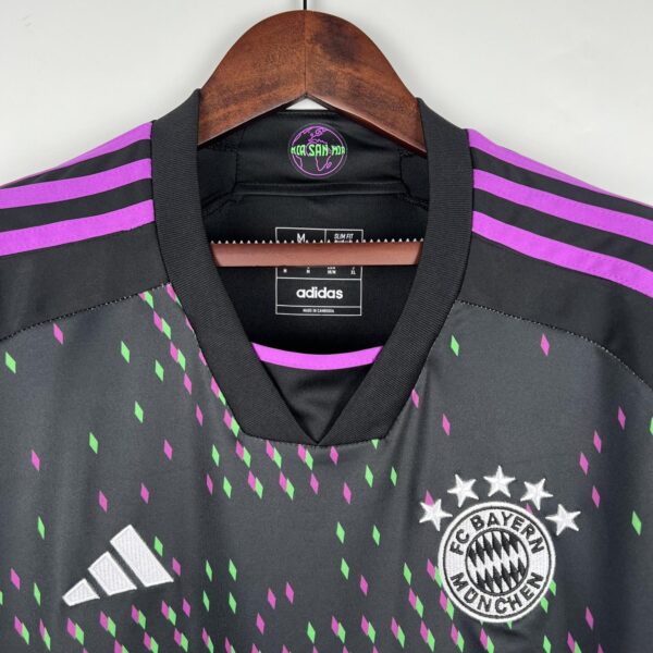 CAMISETA BAYERN MUNICH 2ª EQUIPACIÓN 23/24 - Image 10