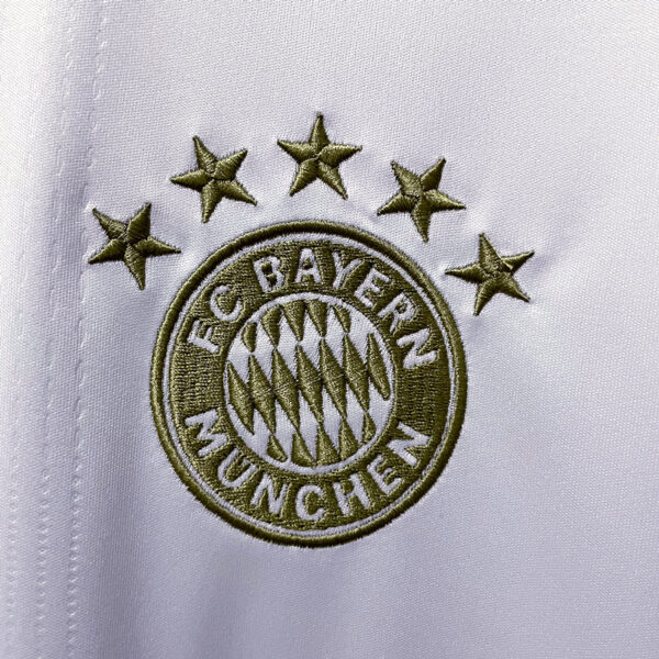 CAMISETA BAYERN MUNICH 2ª EQUIPACIÓN 22/23 - Image 10