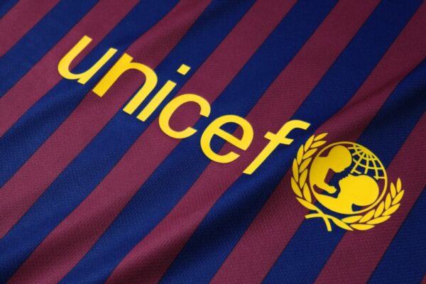 CAMISETA RETRO BARCELONA 1ª EQUIPACIÓN 18/19 - Image 4
