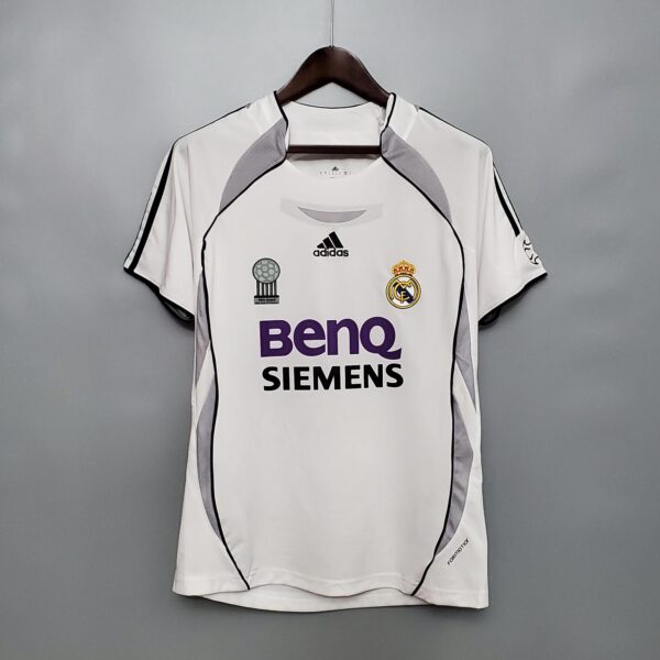CAMISETA RETRO REAL MADRID 1ª EQUIPACIÓN 06/07