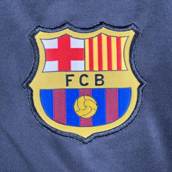 CAMISETA BARCELONA 8ª ESPECIAL EQUIPACIÓN 23/24 - Image 6