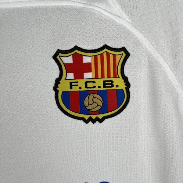 CAMISETA BARCELONA 2ª EQUIPACIÓN 23/24 - Image 8