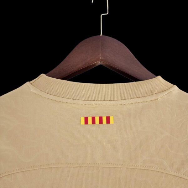 CAMISETA BARCELONA 2ª EQUIPACIÓN 22/23 - Image 2