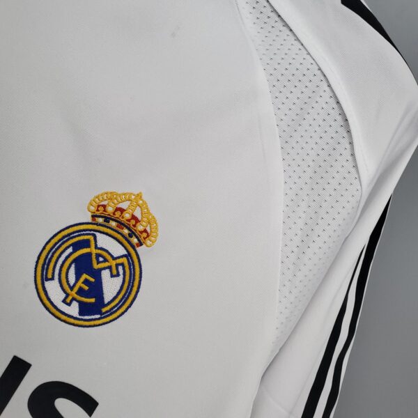 CAMISETA RETRO REAL MADRID 1ª EQUIPACIÓN 05/06 - Image 9