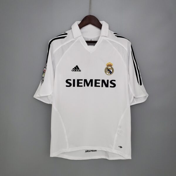 CAMISETA RETRO REAL MADRID 1ª EQUIPACIÓN 05/06