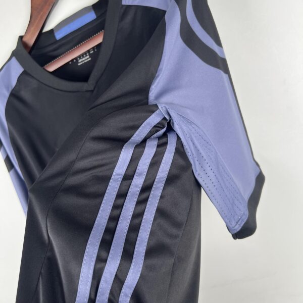 CAMISETA RETRO REAL MADRID 1ª EQUIPACIÓN 16/17 - Image 4