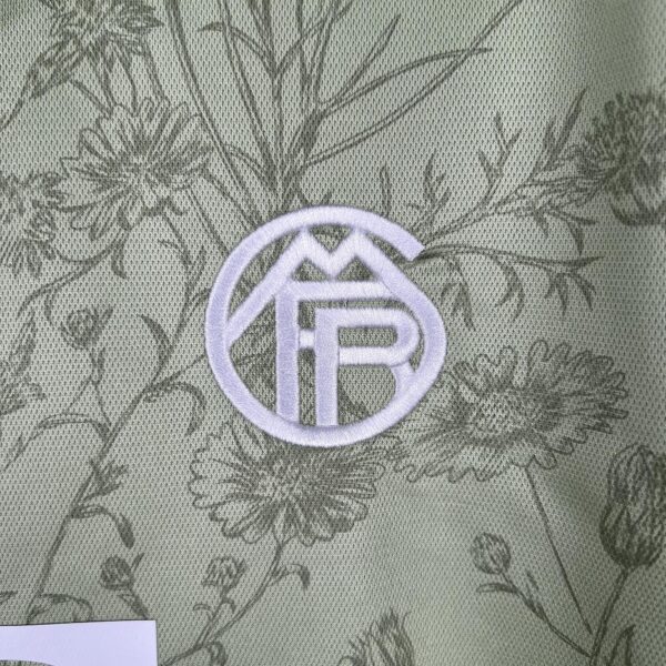 CAMISETA BAYERN MUNICH 2ª ESPECIAL EQUIPACIÓN 23/24 - Image 8
