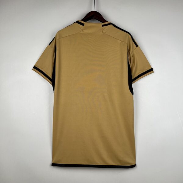 CAMISETA REAL MADRID 9ª ESPECIAL EQUIPACIÓN 23/24 - Image 3