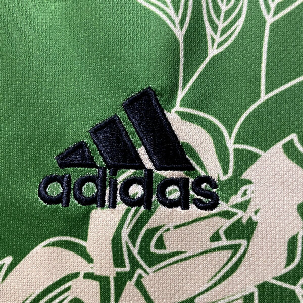 CAMISETA MANCHESTER UNITED ESPECIAL EQUIPACIÓN 22/23 - Image 7