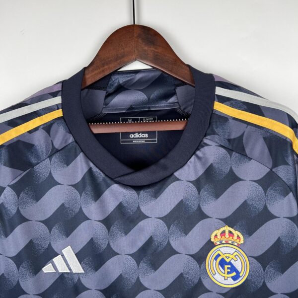 CAMISETA REAL MADRID 2ª EQUIPACIÓN 23/24 - Image 9