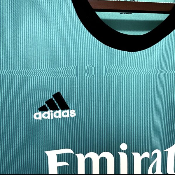 CAMISETA REAL MADRID 3ª EQUIPACIÓN 21/22 - Image 9
