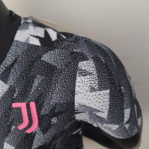 CAMISETA JUVENTUS 1ª ESPECIAL EQUIPACIÓN 23/24 - Image 4
