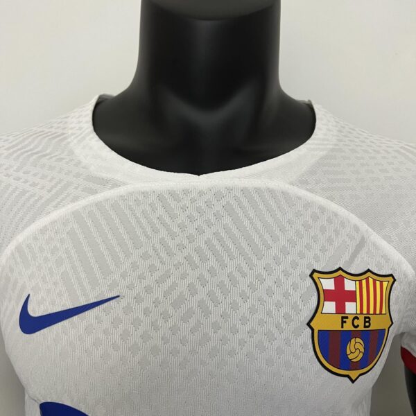 CAMISETA BARCELONA 3ª ESPECIAL EQUIPACIÓN 23/24 - Image 8