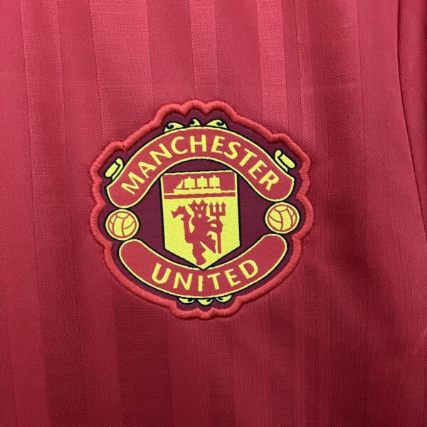 CAMISETA MANCHESTER UNITED 1ª ESPECIAL EQUIPACIÓN 23/24 - Image 8