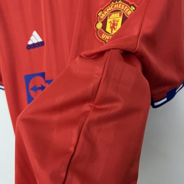 CAMISETA MANCHESTER UNITED 1ª ESPECIAL EQUIPACIÓN 23/24 - Image 4