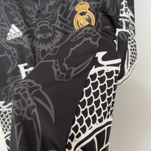 CAMISETA REAL MADRID 3ª ESPECIAL EQUIPACIÓN 23/24 - Image 4