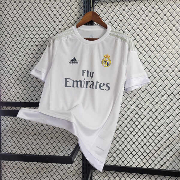 CAMISETA RETRO REAL MADRID 15/16 - Image 7