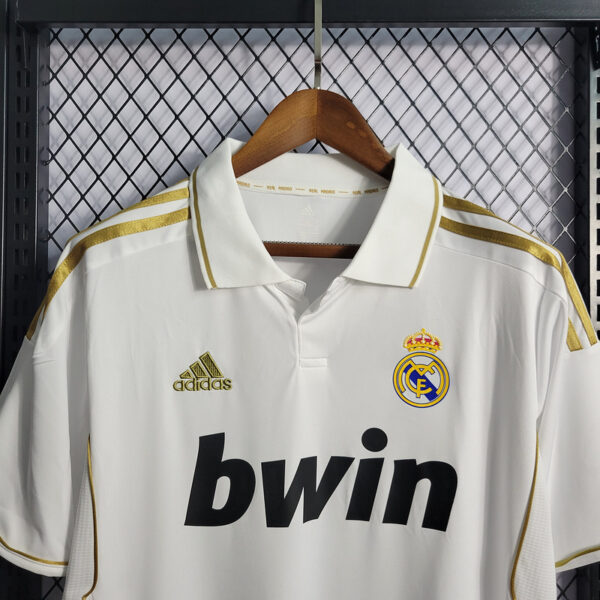 CAMISETA RETRO REAL MADRID 11/12 - Image 2