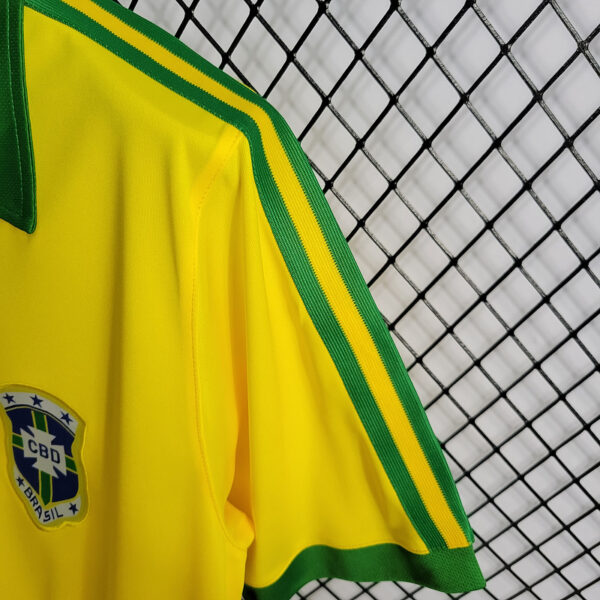 CAMISETA RETRO BRAZIL 97 - Image 3