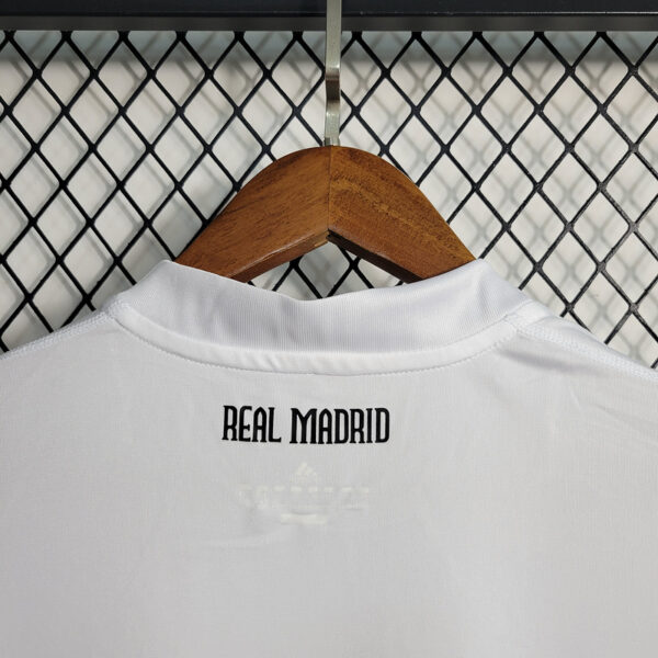 CAMISETA RETRO REAL MADRID 10/11 - Image 5