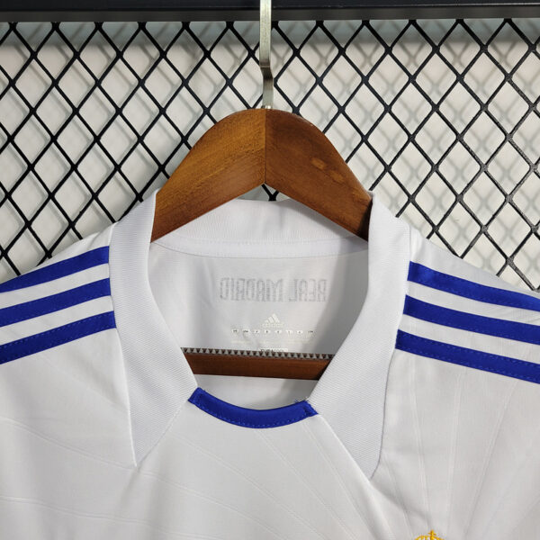 CAMISETA RETRO REAL MADRID 10/11 - Image 6