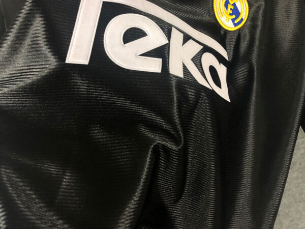 CAMISETA RETRO REAL MADRID 98/99 - Image 12