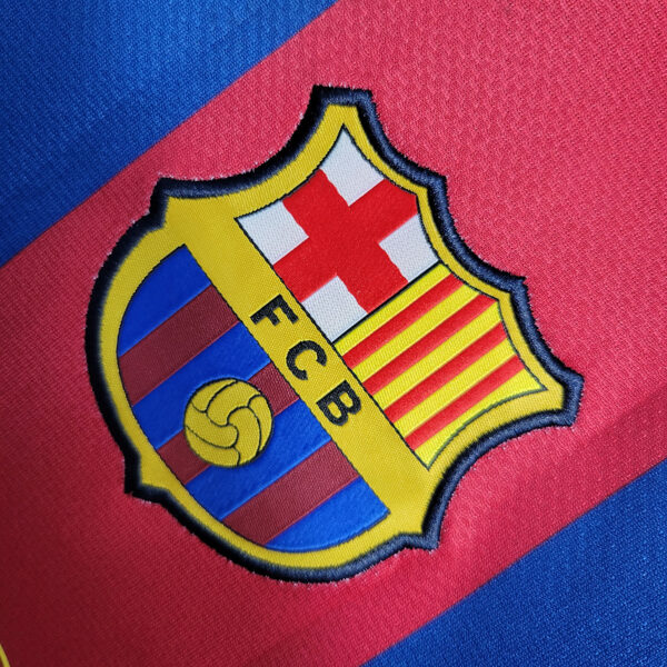 CAMISETA RETRO FC BARCELONA 10/11 - Image 4
