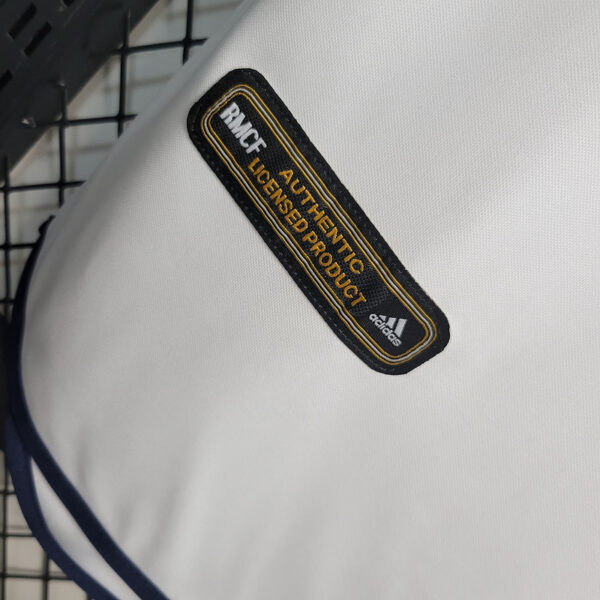 CAMISETA RETRO REAL MADRID 00/01 - Image 10