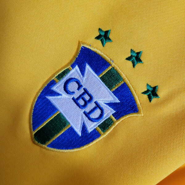 CAMISETA RETRO BRAZIL 70/72 - Image 4