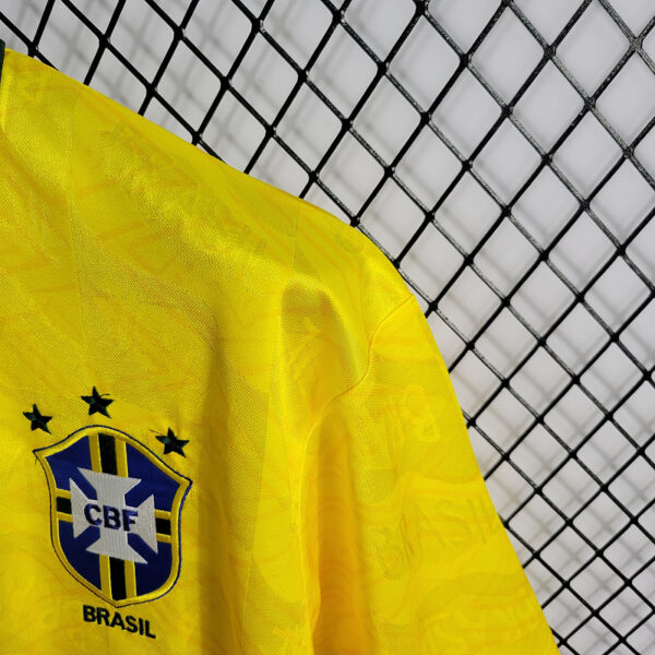 CAMISETA RETRO BRAZIL 91/93 - Image 4